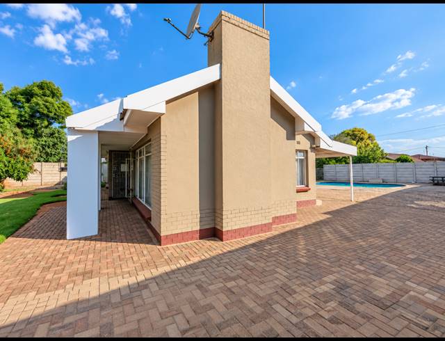 4 BEDROOM HOUSE FOR SALE IN RISIVILLE